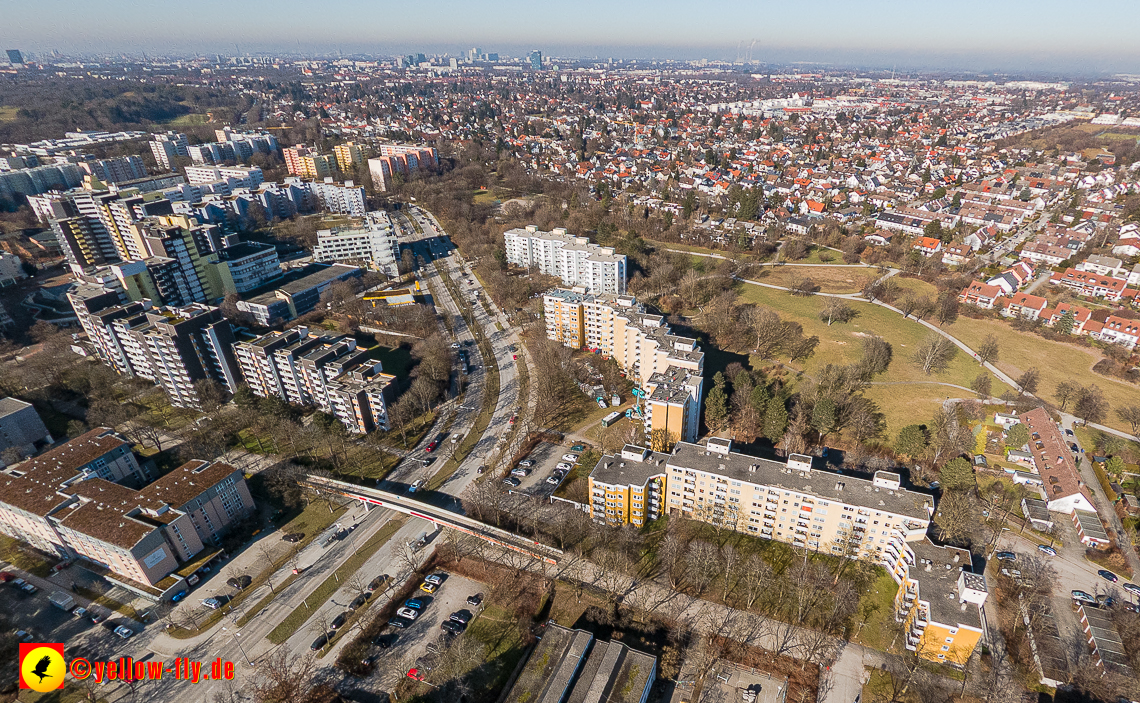 15.02.2023 - Marx-Zentrum und Karl-Marx-Ring mit Umgebung in Neuperlach